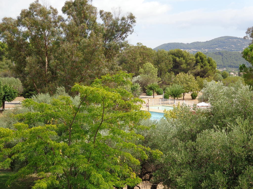 Appartamento Le Domaine Des Oliviers Saint-Cyr-sur-Mer Esterno foto